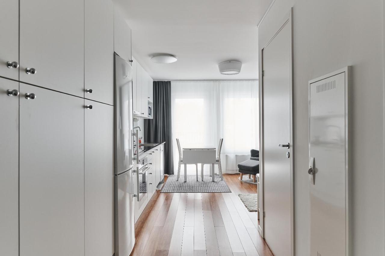 Continental Apartment Hotel Knivsta Knivsta  Екстериор снимка