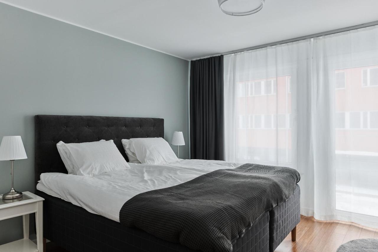 Continental Apartment Hotel Knivsta Knivsta  Екстериор снимка