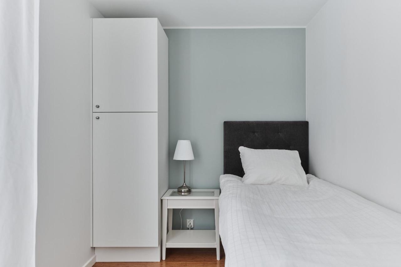 Continental Apartment Hotel Knivsta Knivsta  Екстериор снимка